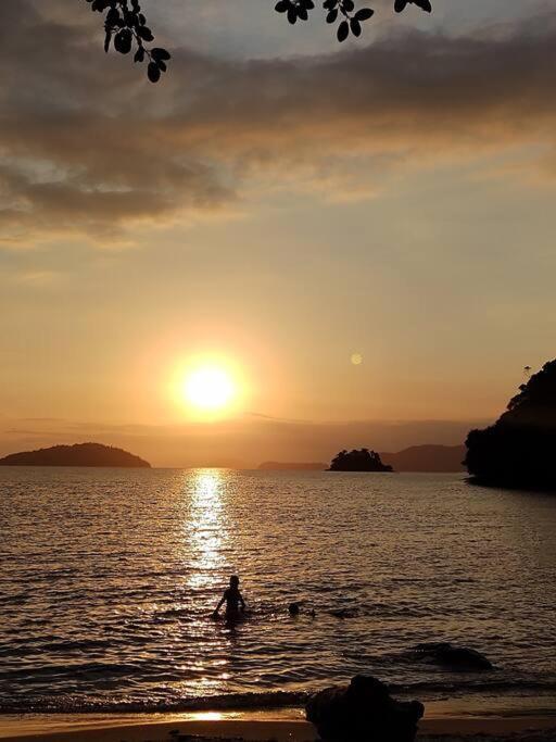 Cantinho Aconchegante Em Angra Dos Reis Exteriör bild
